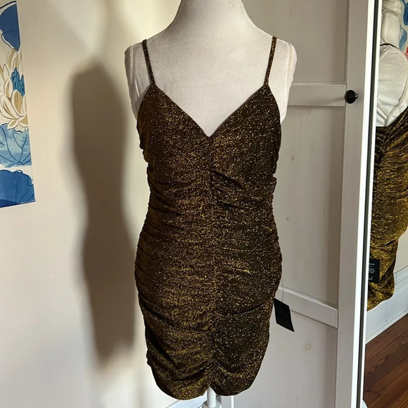 Lulus Striking Moves Gold Metallic Ruched Bodycon Mini Dress - NWT - Size L - Picture 4 of 11